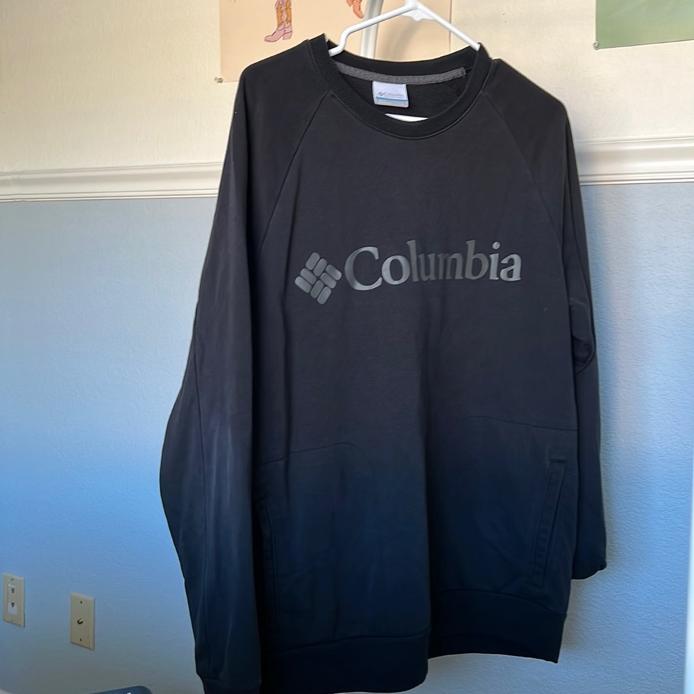 Oversized Columbia Sweatshirt